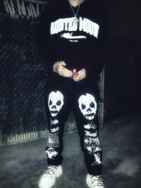 Haunted Mound Sweatpants detail image 5