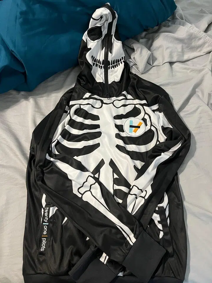 Twenty One Pilots Vessel Skeleton Hoodie detail image 3