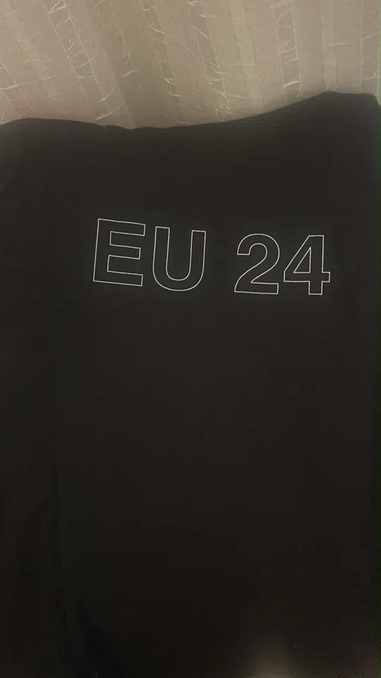 2hollis EU24 Exclusive T-shirt detail image 2