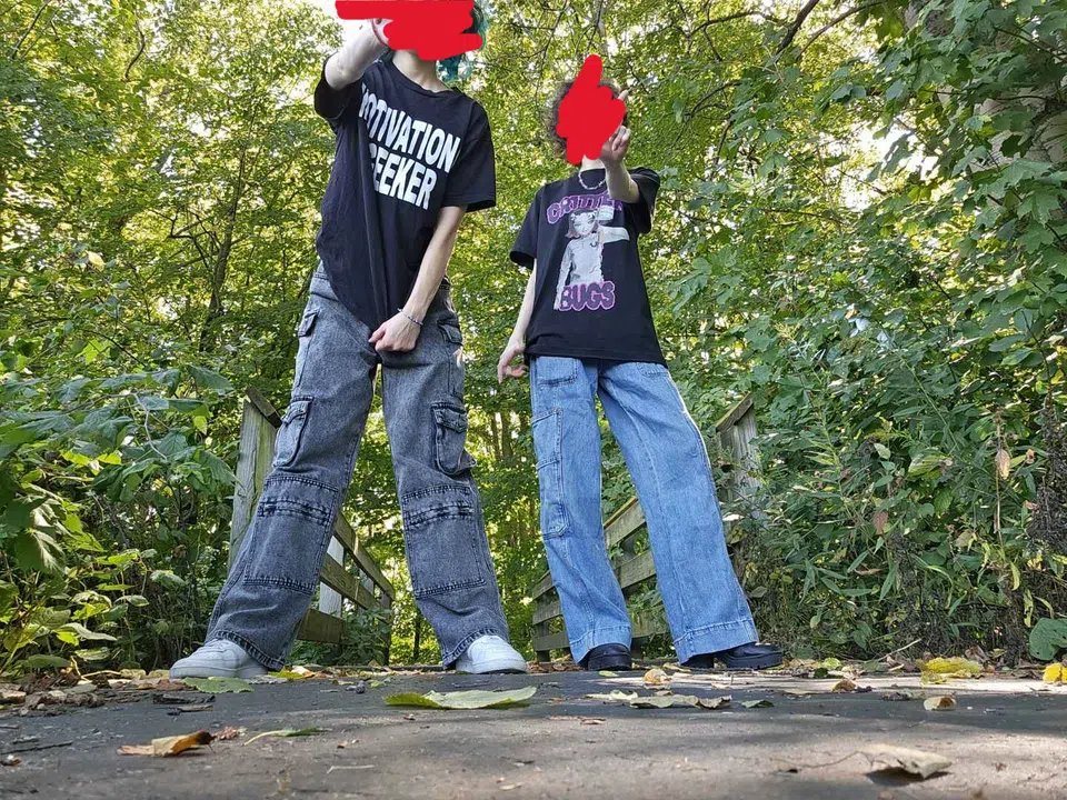 cr1tter bugs t-shirt: I have no clue if these people are fine with being posted so I censored their faces JUST in case