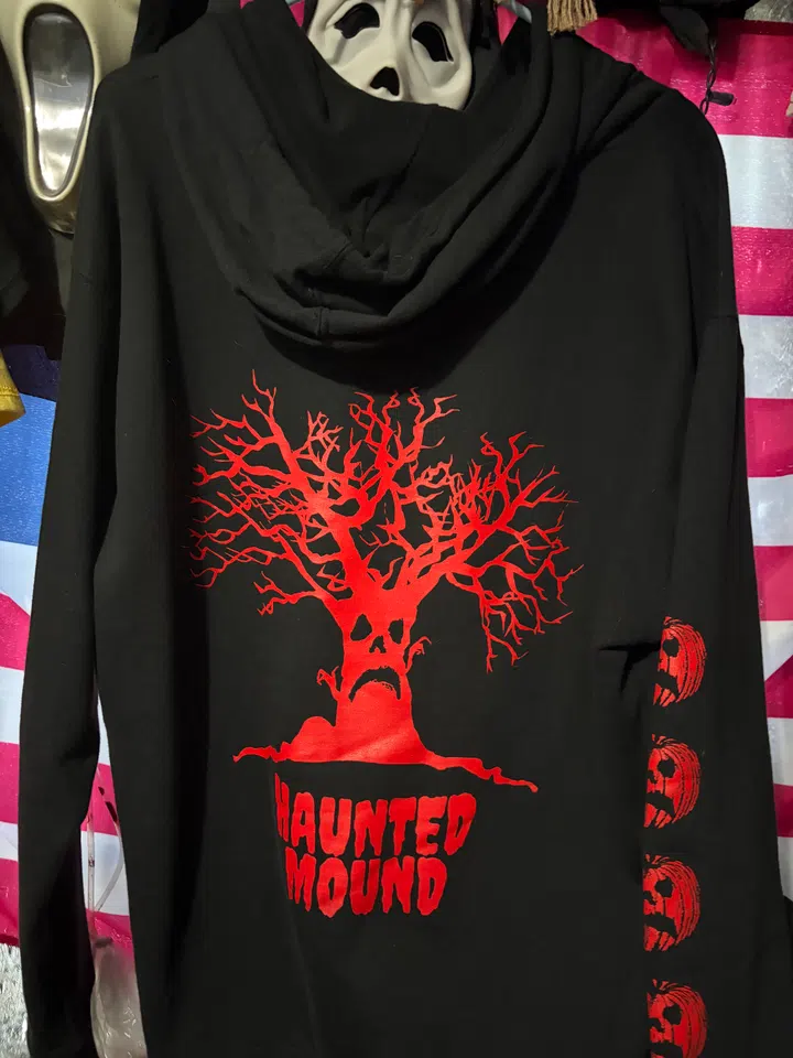Sematary Skellingtons Hoodie (Red) detail image 4