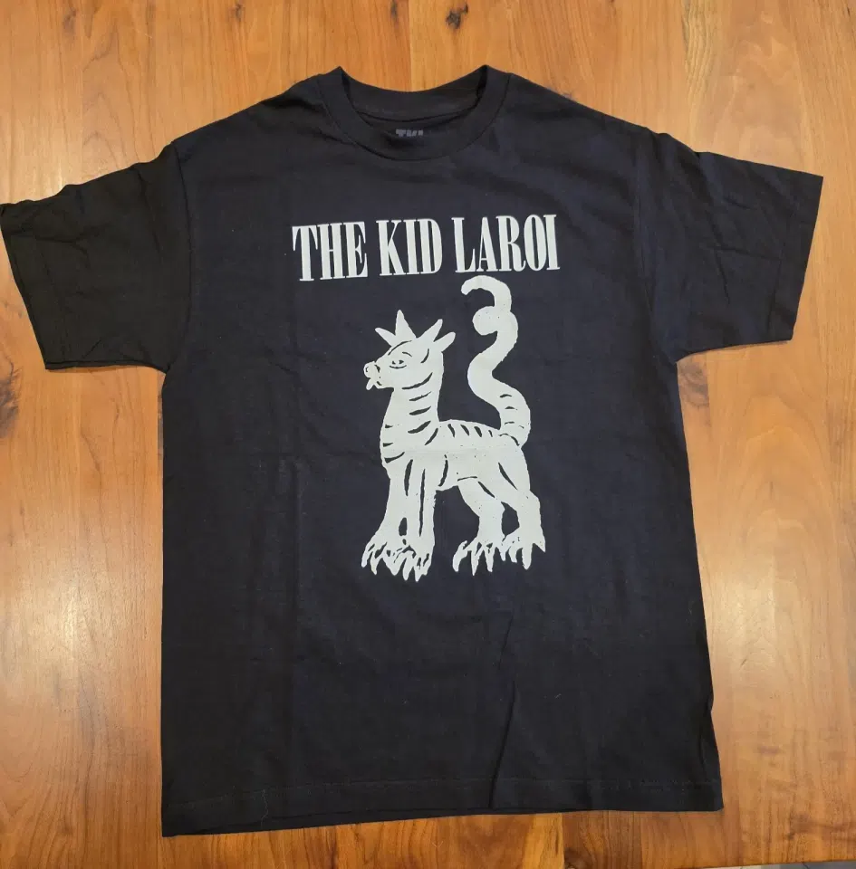 Sketch T-shirt (EU Version)