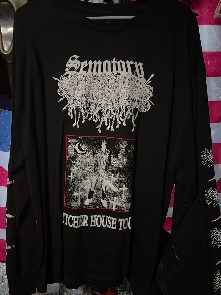 Haunted Mound Tour Long Sleeve detail image 3