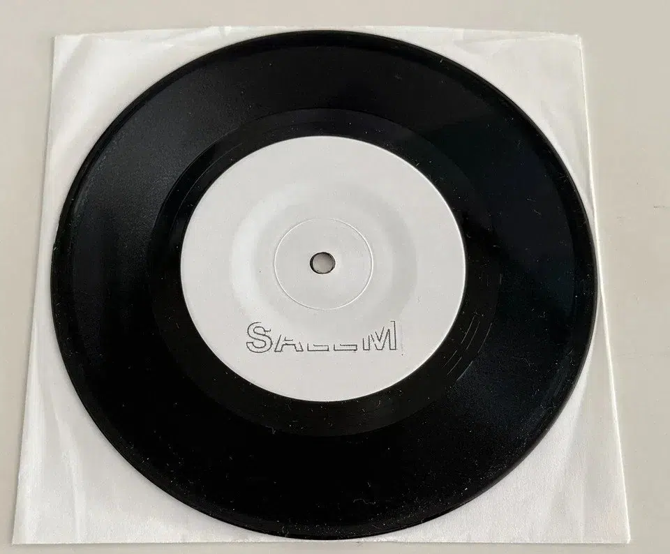 SALEM Asia 7" Vinyl Black detail image 4