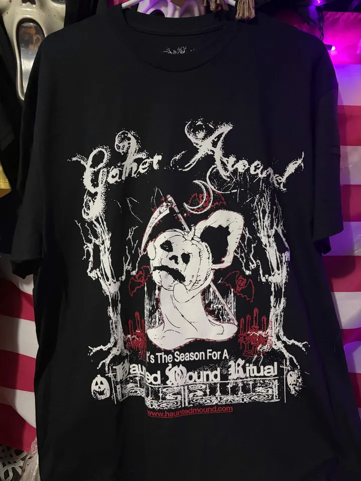 Haunted Mound Mound Ritual Tee detail image 3