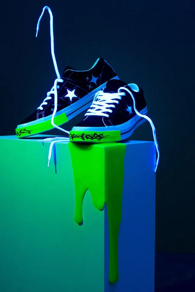 Sad Boys Converse One Star Premium Suede Toxic (Black) detail image 2