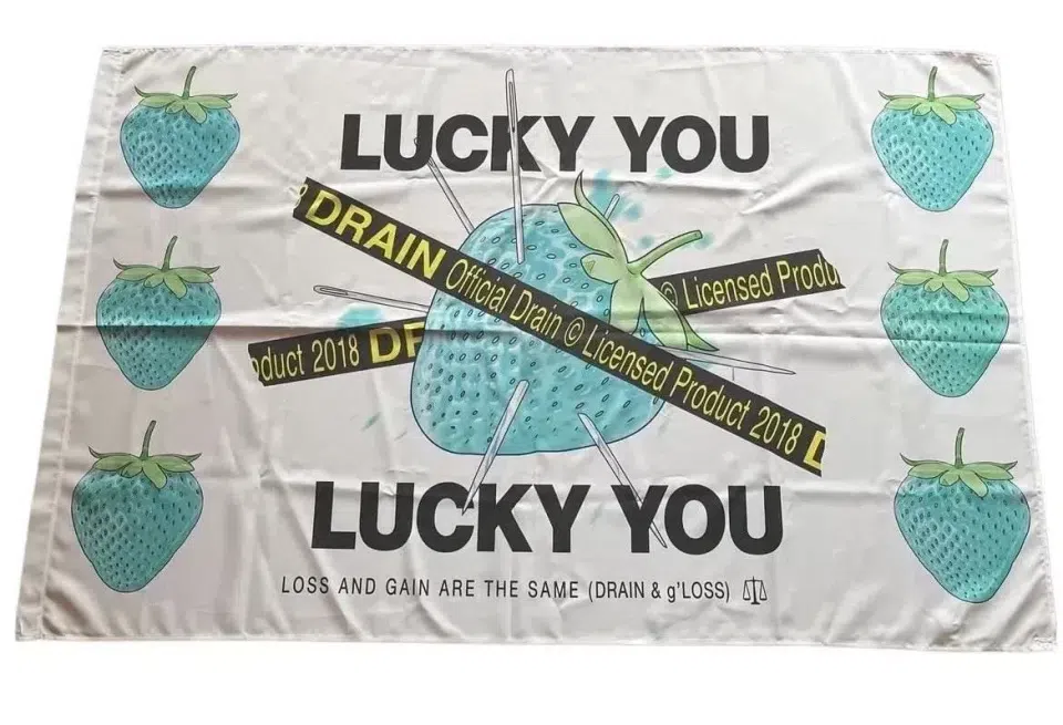 Drain & g’LOSS Lucky Flag