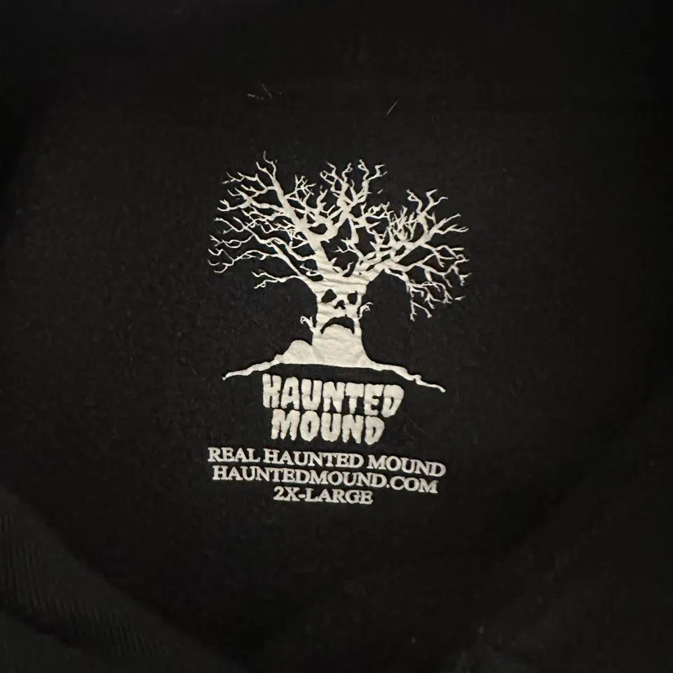 Haunted Mound Sematary Angels Tour Hoodie detail image 4
