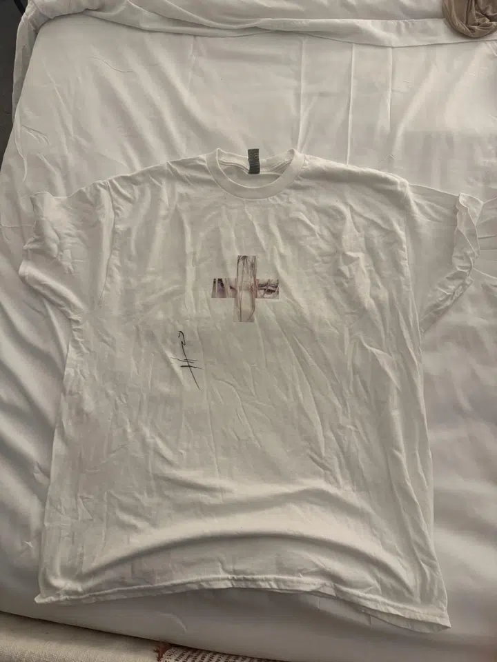 2hollis The Echo Plus Face T-Shirt detail image 3