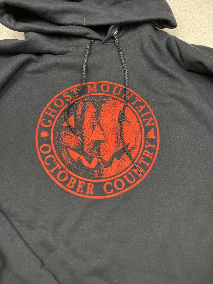 Ghost Mountain Seal Hoodie (Black / Red) detail image 5