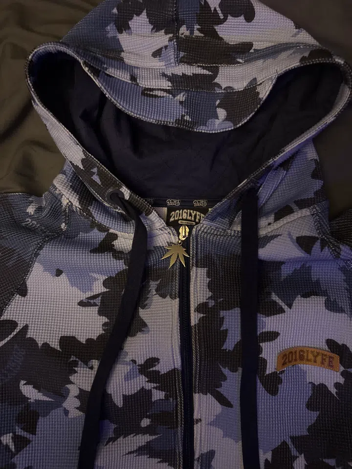 2016LYFE Waffle Knit Zip-up (Blue) detail image 3