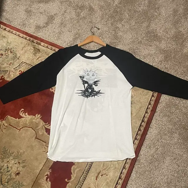 Tour Raglan (White / Black)