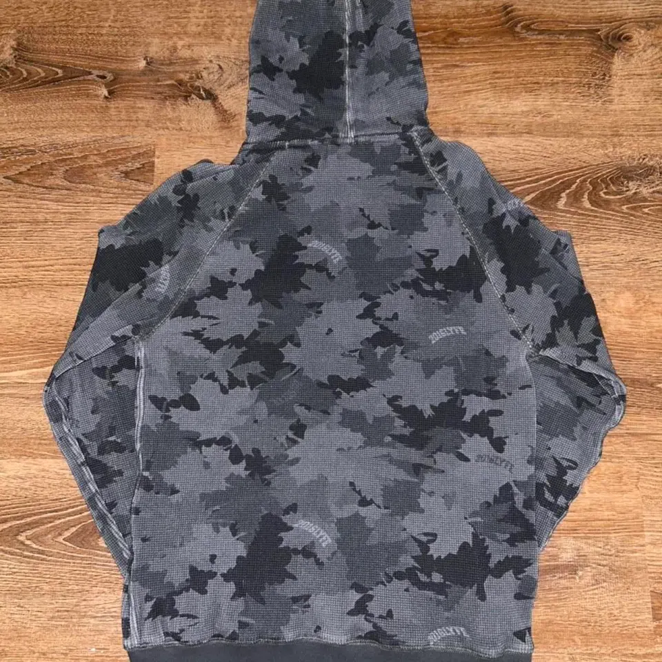 2016LYFE Waffle Knit Zip-Up (Black Camo) detail image 3