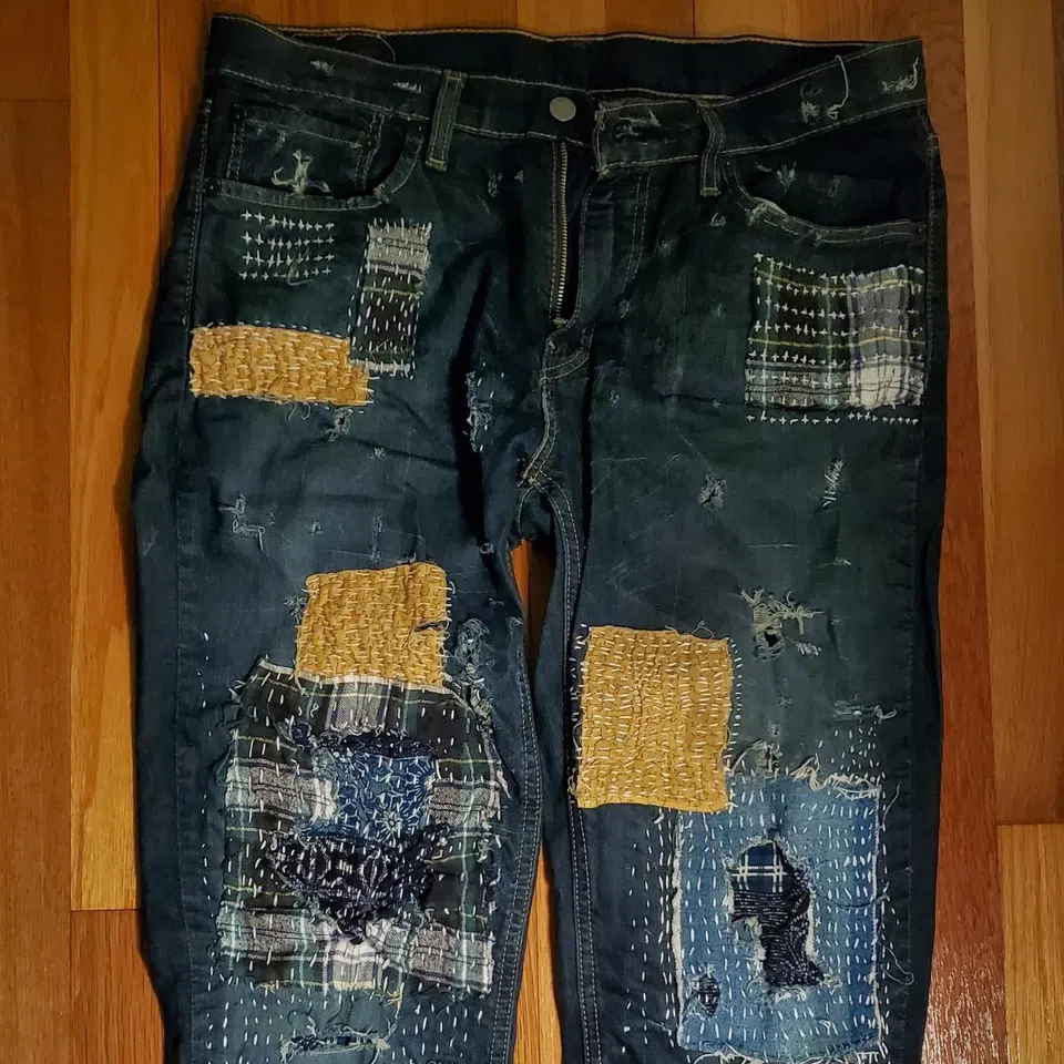 Imitated " boro" w/sashiko stitch on Levis straight stretch denim