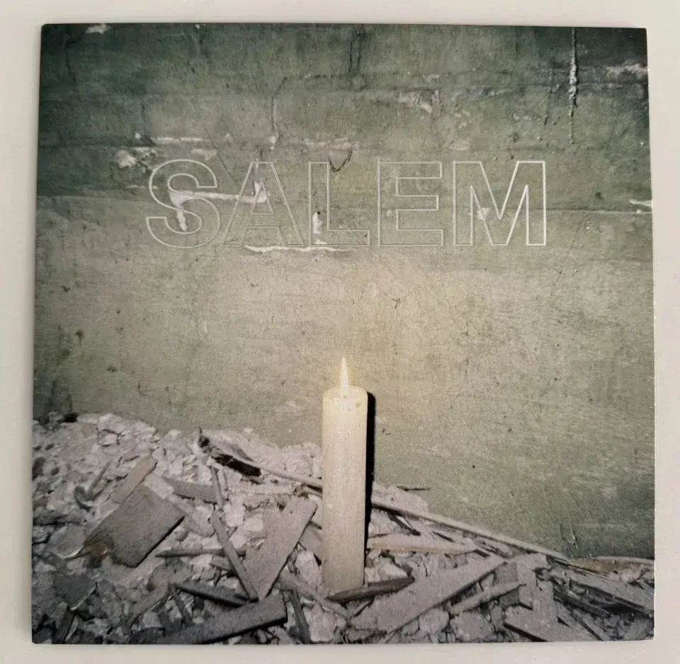 SALEM Frost / Legend 7" Vinyl Black detail image 3