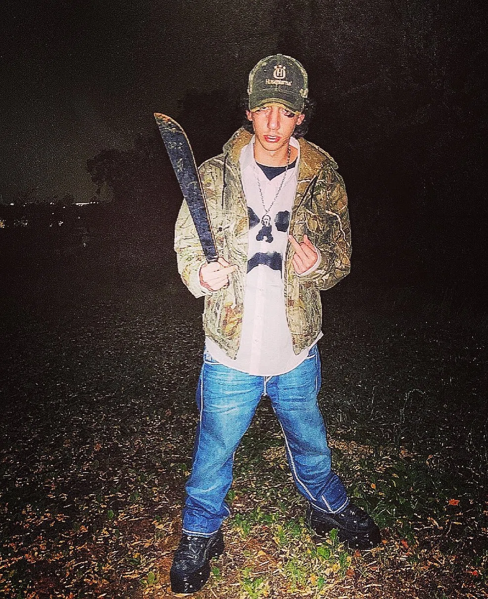 Haunted Mound White Harold Button-up